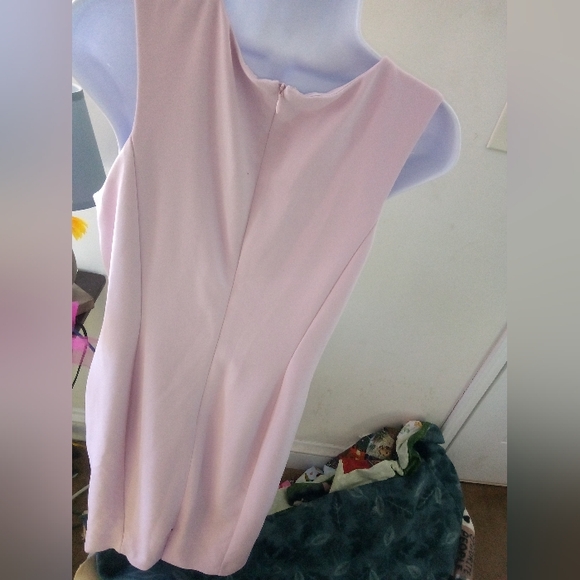 Calvin Klein - Picture 8 of 11